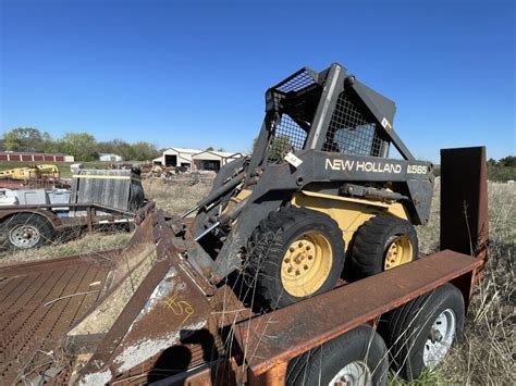 skid steer jerking when turning|skid steer lx565 jerky.